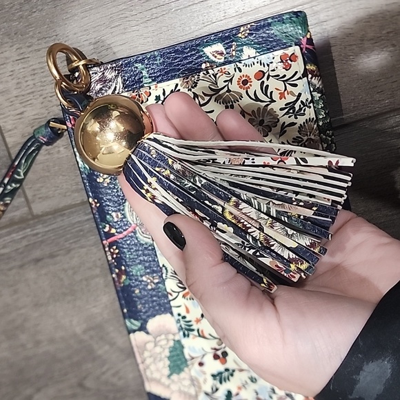 Tory Burch Clutch - Picture 4 of 9